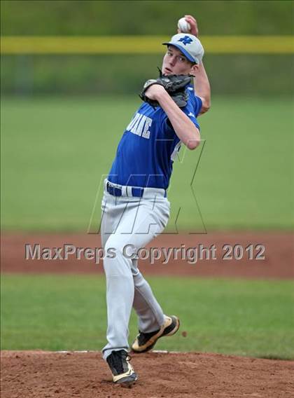 Thumbnail 2 in Haldane vs. Voorheesville (NYSPHSAA Class C Semifinal) photogallery.