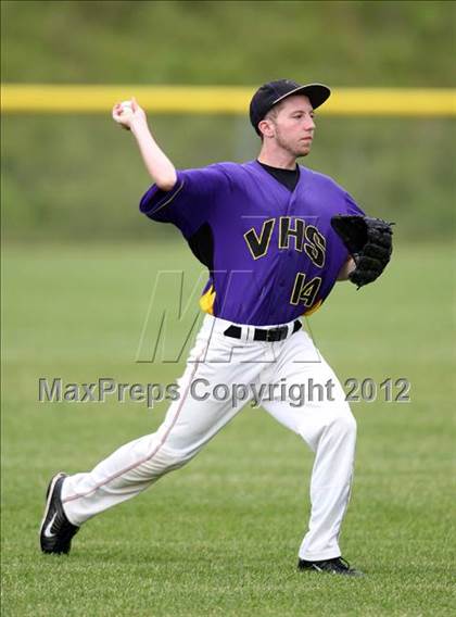 Thumbnail 2 in Haldane vs. Voorheesville (NYSPHSAA Class C Semifinal) photogallery.