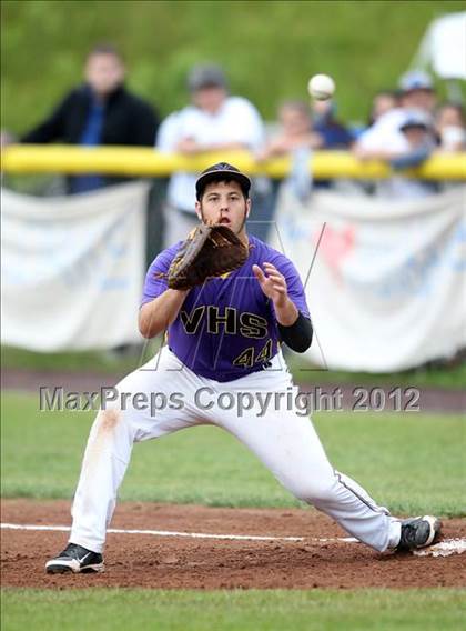 Thumbnail 3 in Haldane vs. Voorheesville (NYSPHSAA Class C Semifinal) photogallery.
