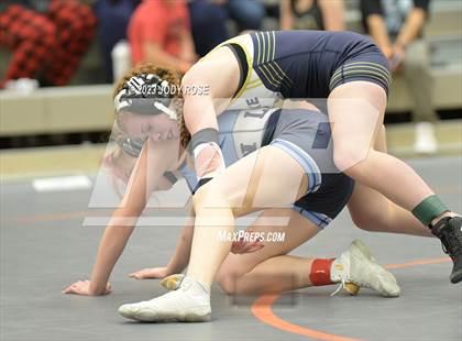 Thumbnail 3 in UHSAA 6A Divisionals photogallery.