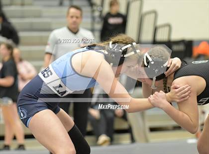 Thumbnail 3 in UHSAA 6A Divisionals photogallery.