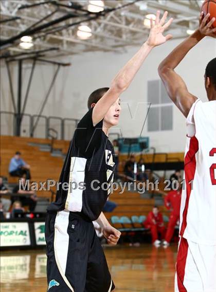 Thumbnail 3 in Pasadena Memorial vs Crosby (Mc Donald's Texas Invitational) photogallery.