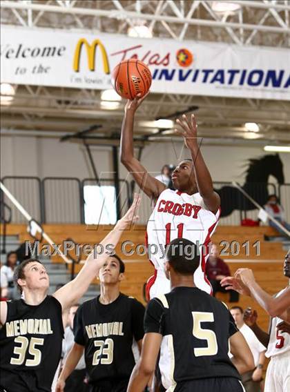 Thumbnail 1 in Pasadena Memorial vs Crosby (Mc Donald's Texas Invitational) photogallery.