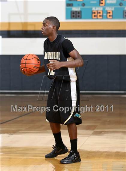 Thumbnail 3 in Pasadena Memorial vs Crosby (Mc Donald's Texas Invitational) photogallery.