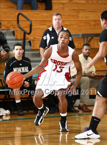 Thumbnail 2 in Pasadena Memorial vs Crosby (Mc Donald's Texas Invitational) photogallery.