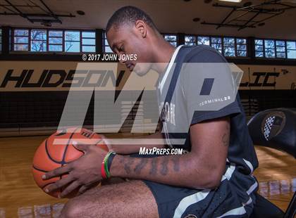 Thumbnail 1 in Hudson Catholic (Preseason Early Contenders Photo Shoot)  photogallery.