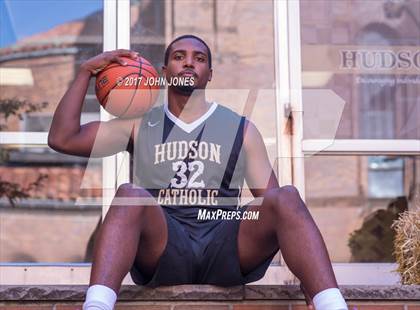 Thumbnail 2 in Hudson Catholic (Preseason Early Contenders Photo Shoot)  photogallery.