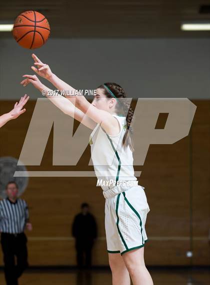 Thumbnail 2 in Roosevelt vs Red Hook (MHAL Semifinal) photogallery.
