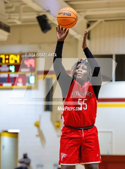 Thumbnail 1 in Seventy-First @ Douglas Byrd photogallery.