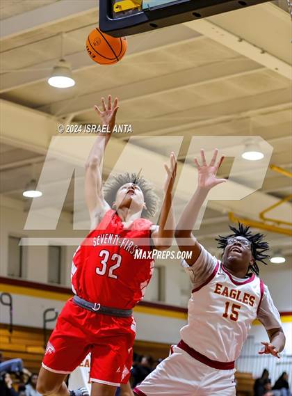 Thumbnail 3 in Seventy-First @ Douglas Byrd photogallery.