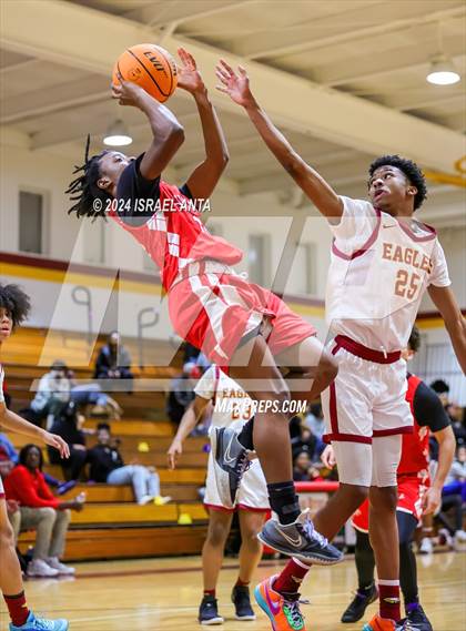 Thumbnail 2 in Seventy-First @ Douglas Byrd photogallery.
