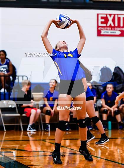 Thumbnail 3 in McCallum @ Anderson photogallery.