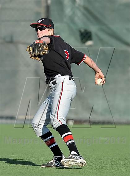 Thumbnail 1 in Hart @ Mater Dei (Boras Classic - South Bracket) photogallery.