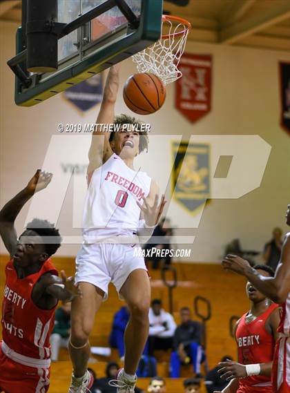 Thumbnail 2 in Freedom Christian Academy vs. Liberty Heights (Phenom Hoops & Dreams) photogallery.