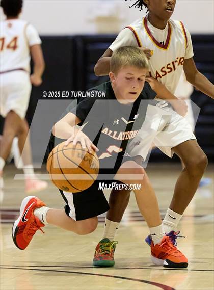 Thumbnail 1 in FR: Allatoona @ Lassiter photogallery.