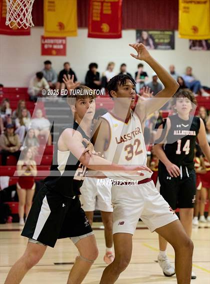 Thumbnail 1 in FR: Allatoona @ Lassiter photogallery.