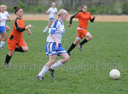 Thumbnail 1 in Mt. Vernon vs Freeburg (Harrisburg Tournament) photogallery.