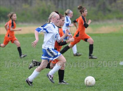 Thumbnail 1 in Mt. Vernon vs Freeburg (Harrisburg Tournament) photogallery.