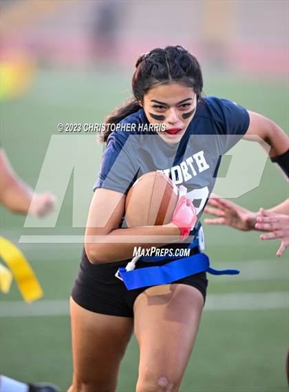 Thumbnail 2 in North vs South (West HS) photogallery.