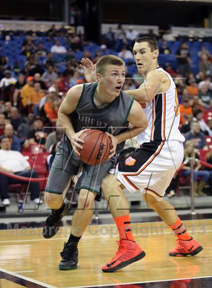 Thumbnail 2 in Liberty Ranch vs Summerville (CIF SJS D4 Final) photogallery.