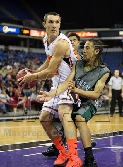 Thumbnail 3 in Liberty Ranch vs Summerville (CIF SJS D4 Final) photogallery.