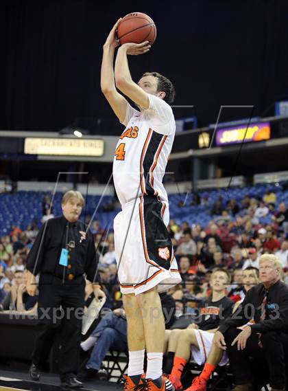 Thumbnail 1 in Liberty Ranch vs Summerville (CIF SJS D4 Final) photogallery.
