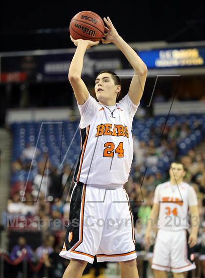 Thumbnail 1 in Liberty Ranch vs Summerville (CIF SJS D4 Final) photogallery.
