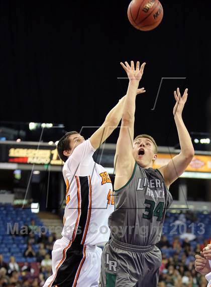 Thumbnail 3 in Liberty Ranch vs Summerville (CIF SJS D4 Final) photogallery.
