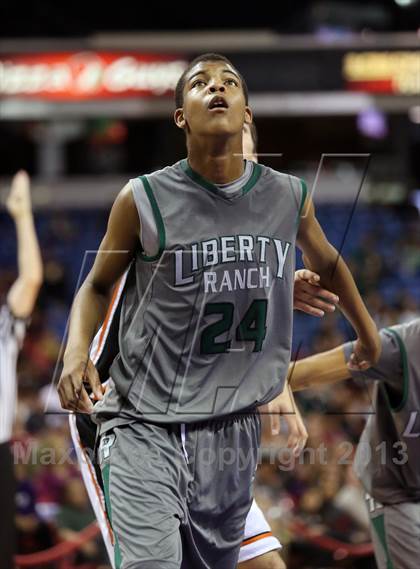 Thumbnail 1 in Liberty Ranch vs Summerville (CIF SJS D4 Final) photogallery.