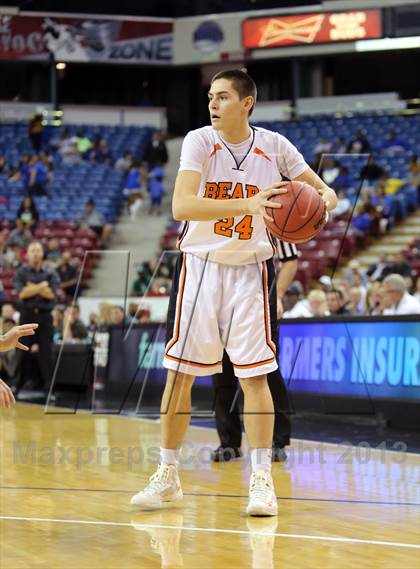 Thumbnail 1 in Liberty Ranch vs Summerville (CIF SJS D4 Final) photogallery.
