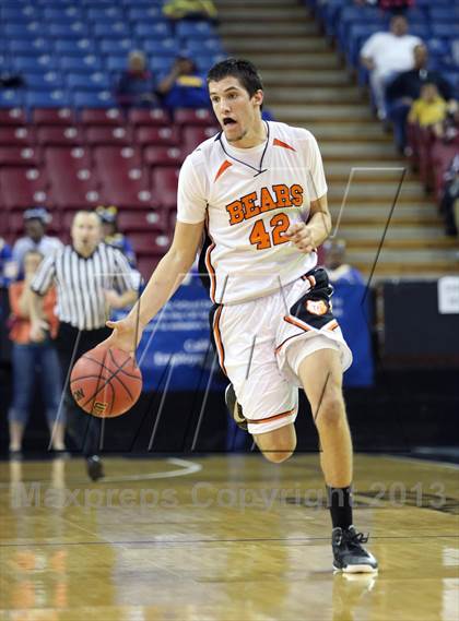 Thumbnail 2 in Liberty Ranch vs Summerville (CIF SJS D4 Final) photogallery.
