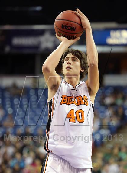 Thumbnail 3 in Liberty Ranch vs Summerville (CIF SJS D4 Final) photogallery.