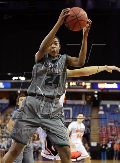 Thumbnail 3 in Liberty Ranch vs Summerville (CIF SJS D4 Final) photogallery.