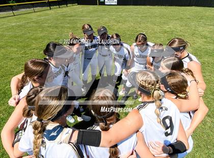 Thumbnail 2 in Fairport vs Corning-Painted Post (NYSPHSAA AAA Final) photogallery.