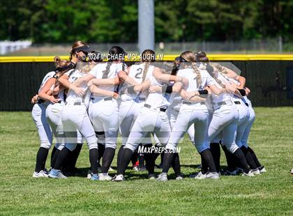 Thumbnail 2 in Fairport vs Corning-Painted Post (NYSPHSAA AAA Final) photogallery.