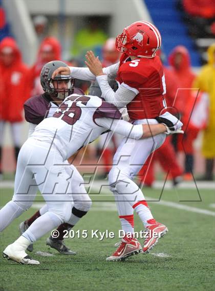 Thumbnail 3 in Albany vs Seymour (UIL 2A Regional Playoff) photogallery.