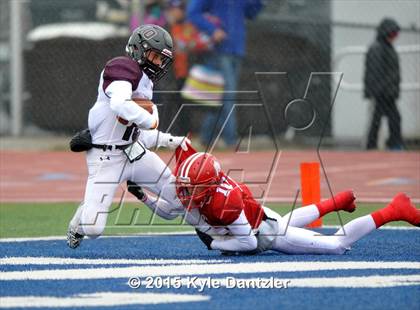 Thumbnail 3 in Albany vs Seymour (UIL 2A Regional Playoff) photogallery.