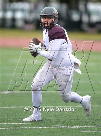 Thumbnail 1 in Albany vs Seymour (UIL 2A Regional Playoff) photogallery.