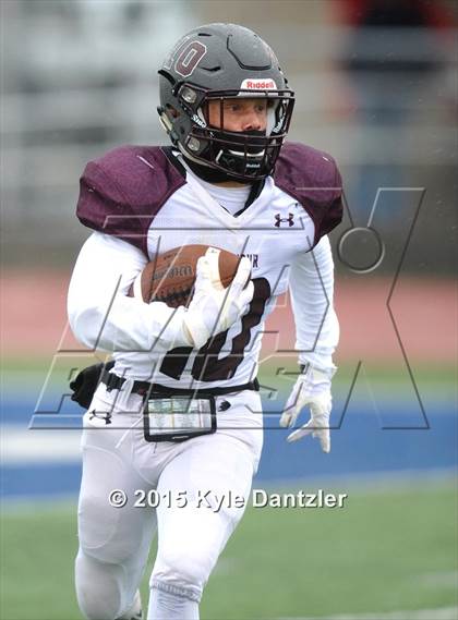 Thumbnail 3 in Albany vs Seymour (UIL 2A Regional Playoff) photogallery.