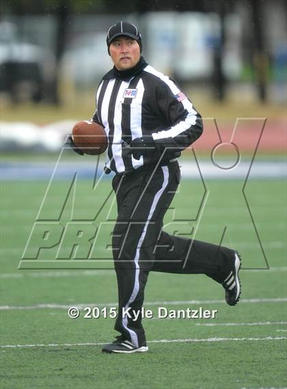 Thumbnail 3 in Albany vs Seymour (UIL 2A Regional Playoff) photogallery.