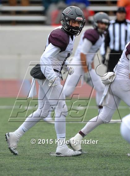 Thumbnail 2 in Albany vs Seymour (UIL 2A Regional Playoff) photogallery.