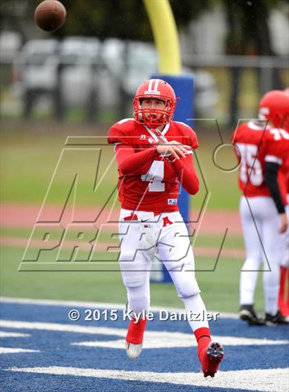 Thumbnail 2 in Albany vs Seymour (UIL 2A Regional Playoff) photogallery.