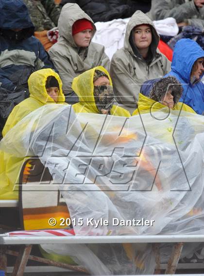 Thumbnail 3 in Albany vs Seymour (UIL 2A Regional Playoff) photogallery.