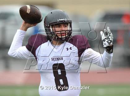 Thumbnail 1 in Albany vs Seymour (UIL 2A Regional Playoff) photogallery.