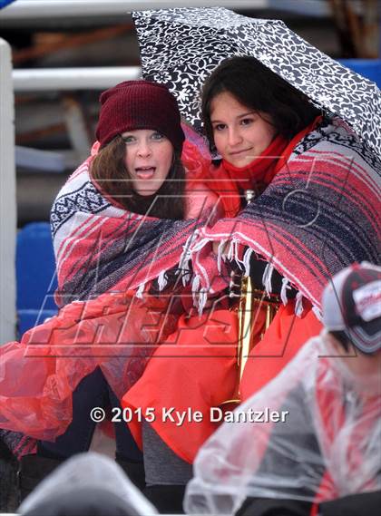 Thumbnail 1 in Albany vs Seymour (UIL 2A Regional Playoff) photogallery.