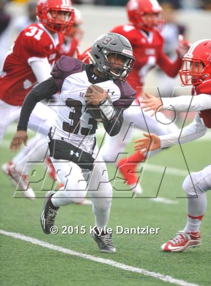 Thumbnail 1 in Albany vs Seymour (UIL 2A Regional Playoff) photogallery.