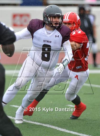 Thumbnail 2 in Albany vs Seymour (UIL 2A Regional Playoff) photogallery.