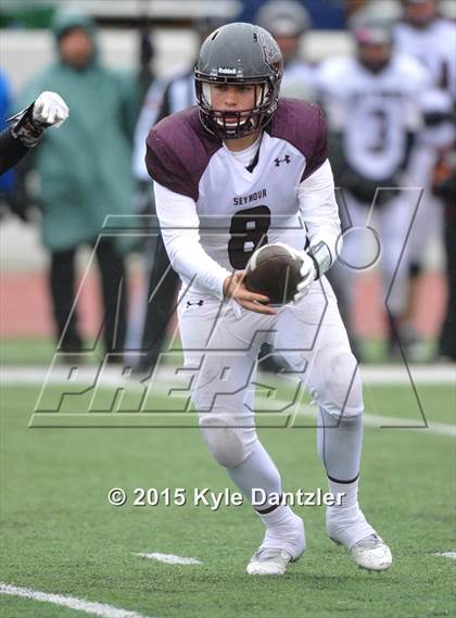 Thumbnail 3 in Albany vs Seymour (UIL 2A Regional Playoff) photogallery.