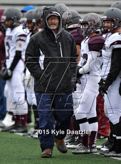 Thumbnail 2 in Albany vs Seymour (UIL 2A Regional Playoff) photogallery.