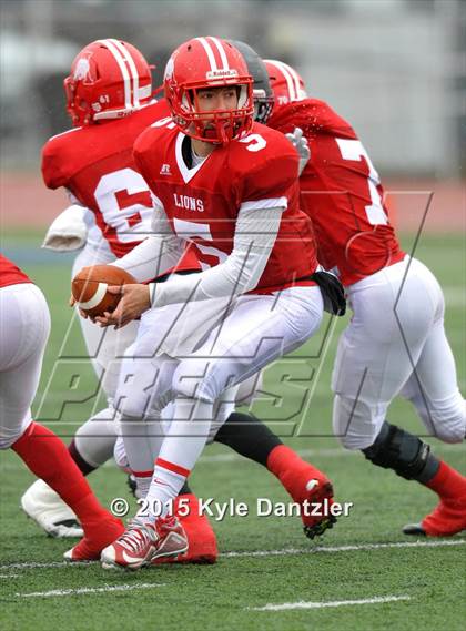 Thumbnail 3 in Albany vs Seymour (UIL 2A Regional Playoff) photogallery.